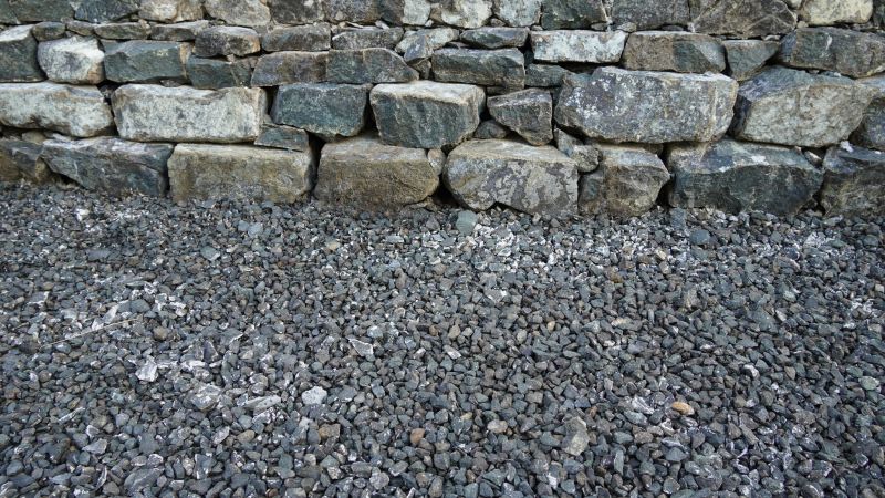 Who Does Retaining Wall Repairs